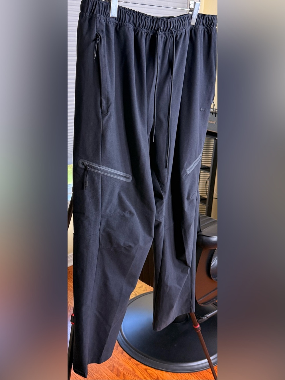 Gorgeous Nike Men's Dri-FIT Performance Pants !!!